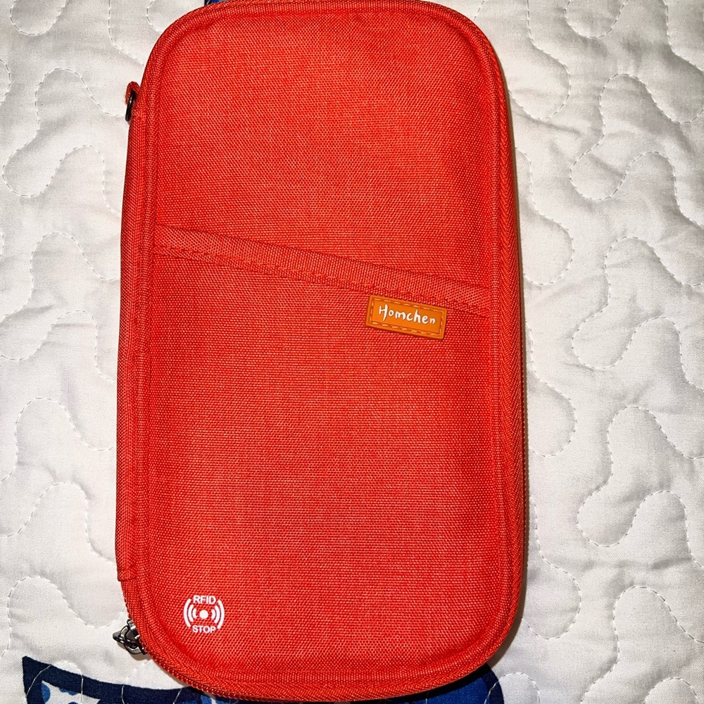 Homchen Red Travel Wallet